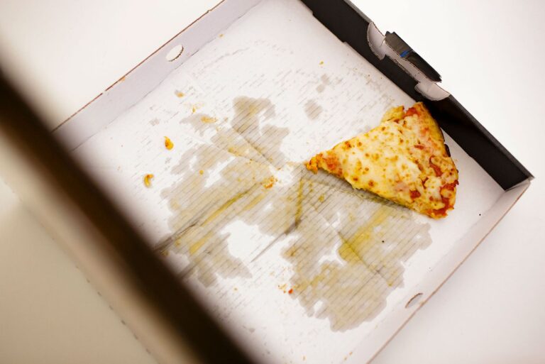 Can Pizza Boxes Be Recycled: Considering Recycling Options for Pizza Boxes
